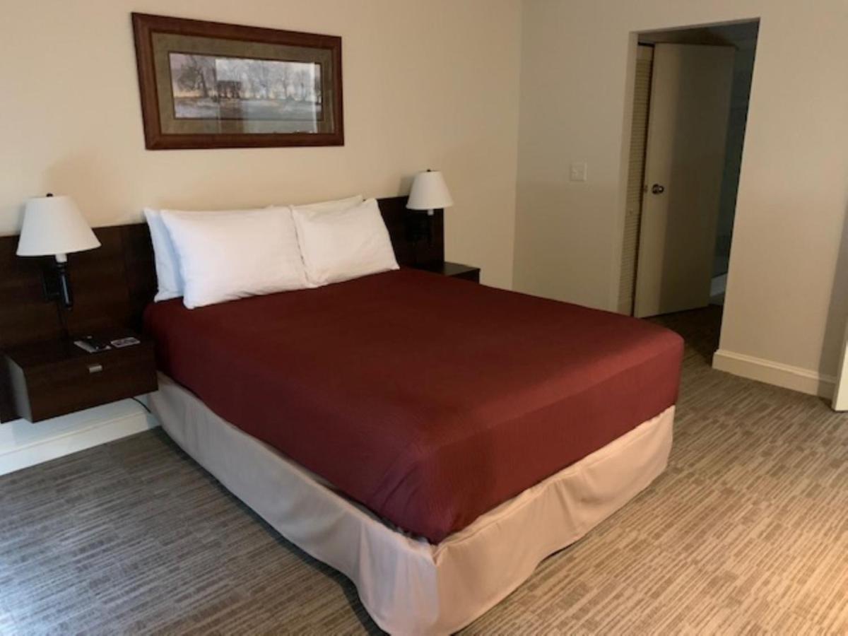 Mccoy'S Inn Ripley Εξωτερικό φωτογραφία